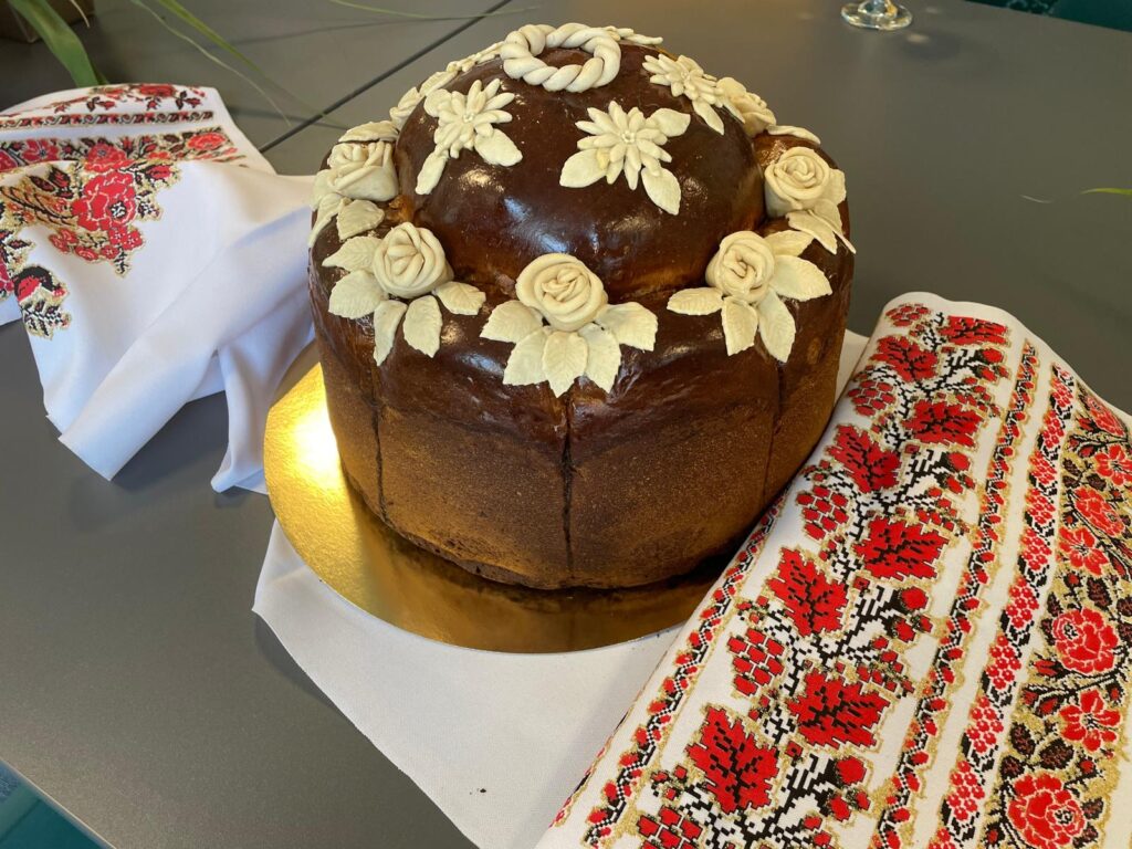 Ukraiņu tradicionālā svētku maize - karavajs.
Autors: bauskasdzive.lv