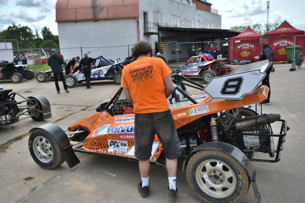 Autors: Jānis Ivanovskis