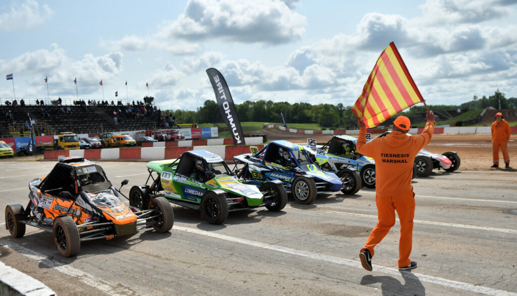 Autors: Jānis Ivanovskis