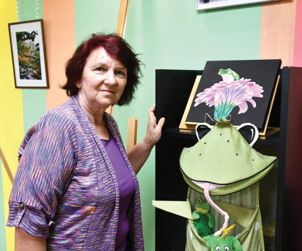 Ingrīdai Štelcei ir aizraujoši stāsti par kolekcijas «vardītēm».

Autors: Foto – Ivars Bogdanovs