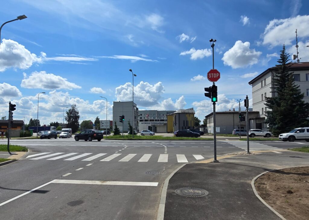 Autors: www.bauskasdzive.lv