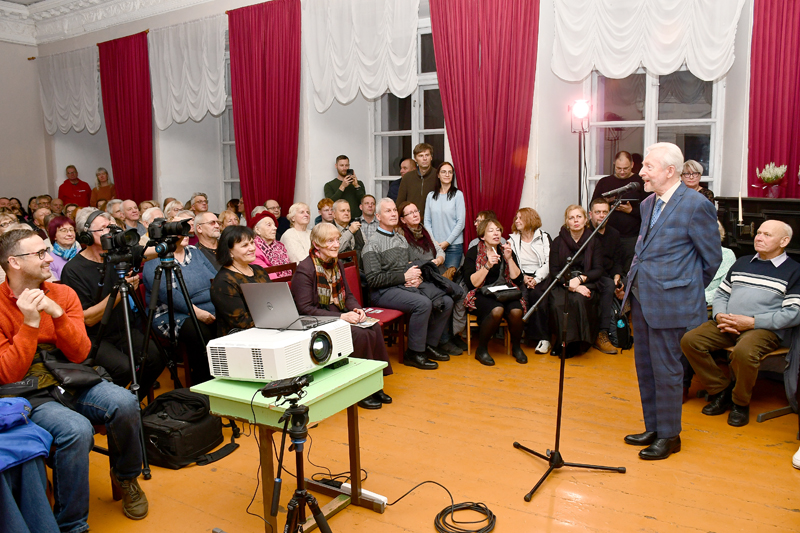 Aluksniesiem.lv raksta attēla aizvietotājs