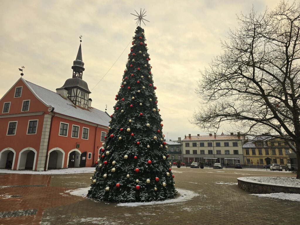 Aluksniesiem.lv raksta attēla aizvietotājs