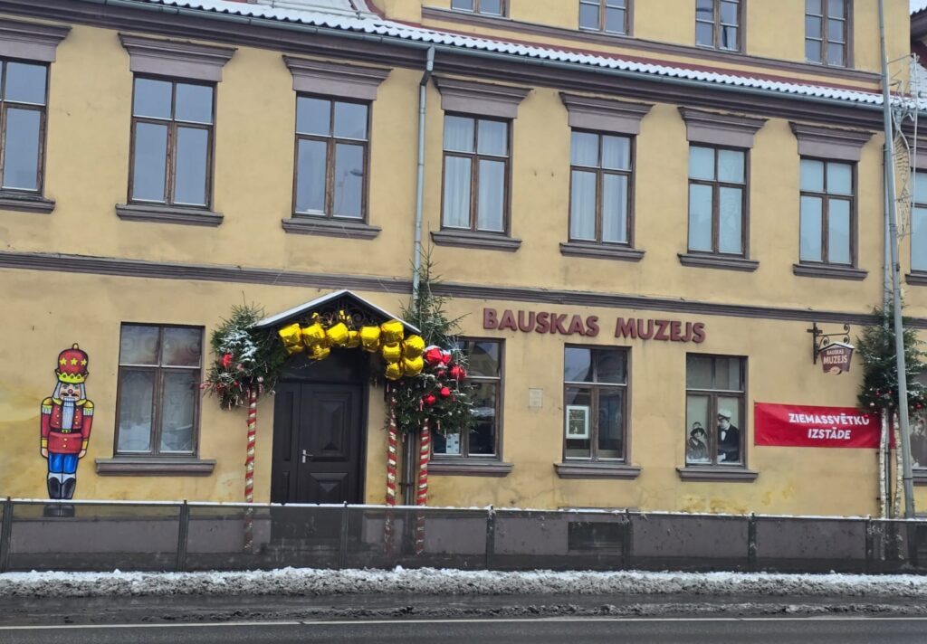 Aluksniesiem.lv raksta attēla aizvietotājs