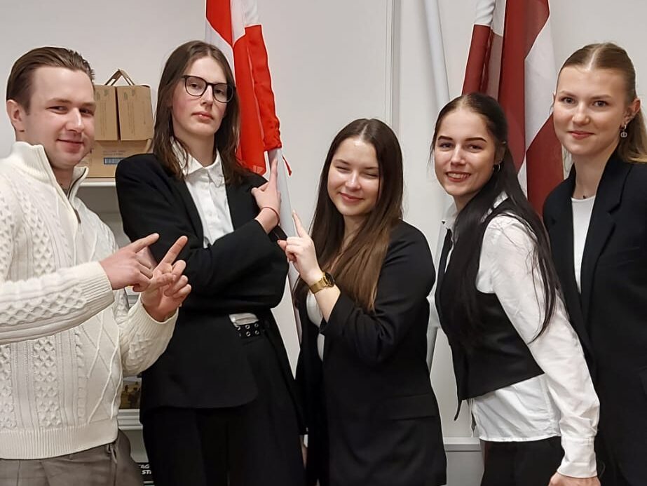 Aluksniesiem.lv raksta attēla aizvietotājs